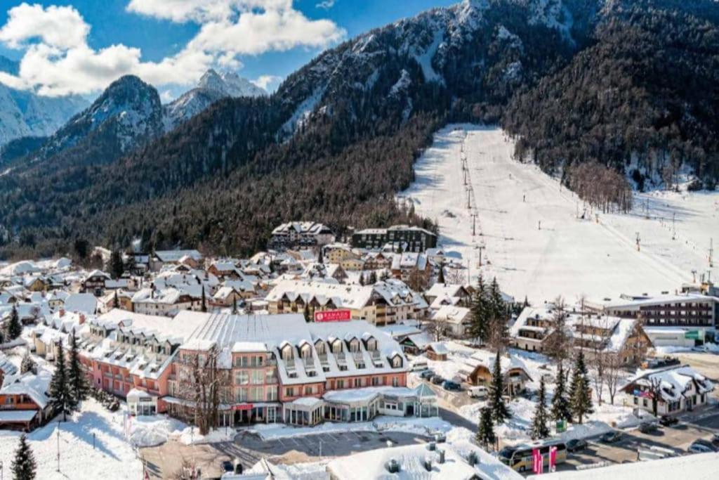 Apartament Pr Anzico Kranjska Gora Zewnętrze zdjęcie