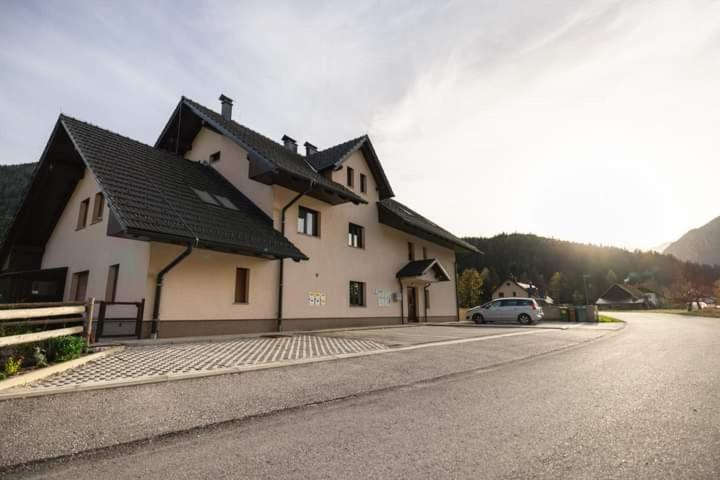 Apartament Pr Anzico Kranjska Gora Zewnętrze zdjęcie